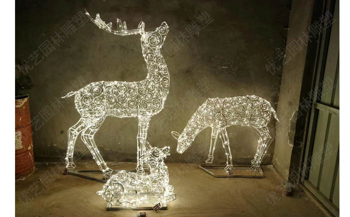 不銹鋼鏤空雕塑